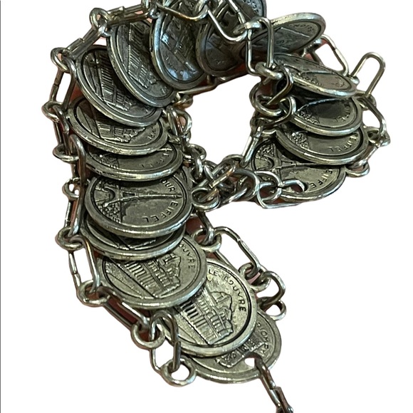Vintage 1960s Silver Paris Eiffel Tower Travel Vacation coin link bracelet - Picture 2 of 10